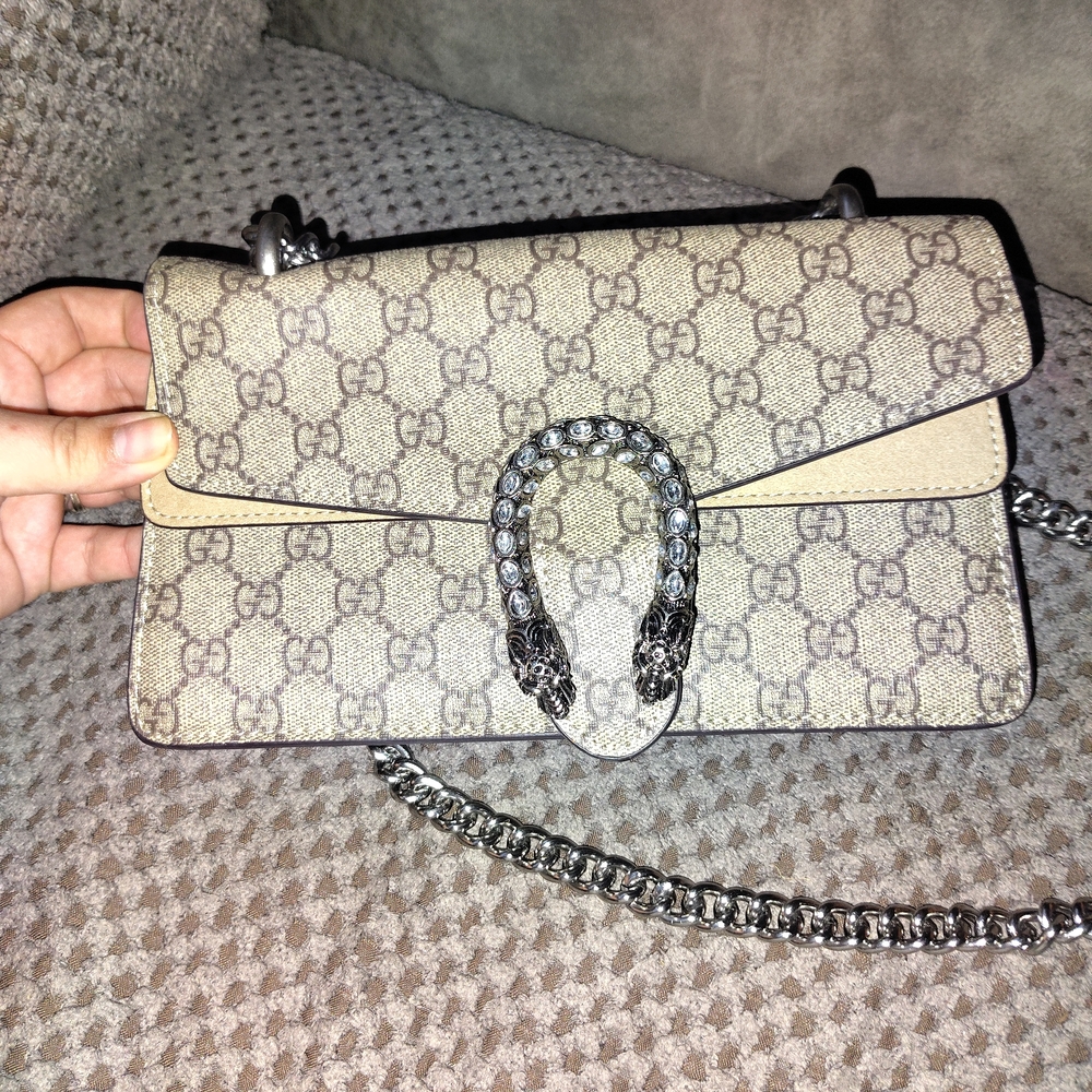 Gucci Beige GG Supreme Shoulder Bag